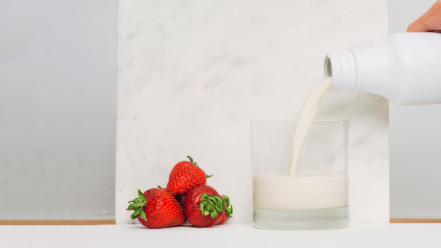 Drink Soylent 2.0 Straight From The Bottle